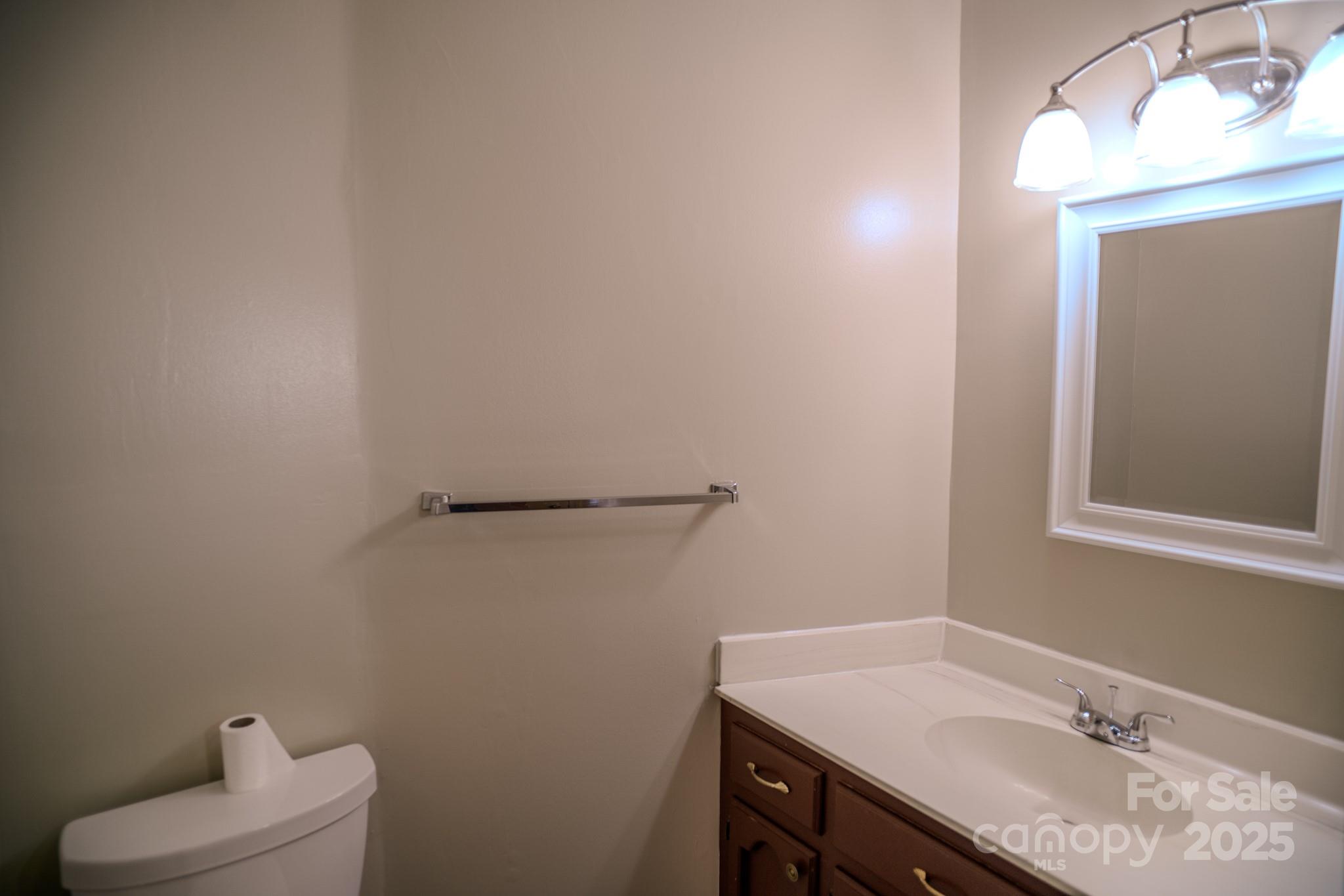 2131 Wildlife Road Charlotte, NC 28214 - Photo 20 of 32 Gallery Image 20