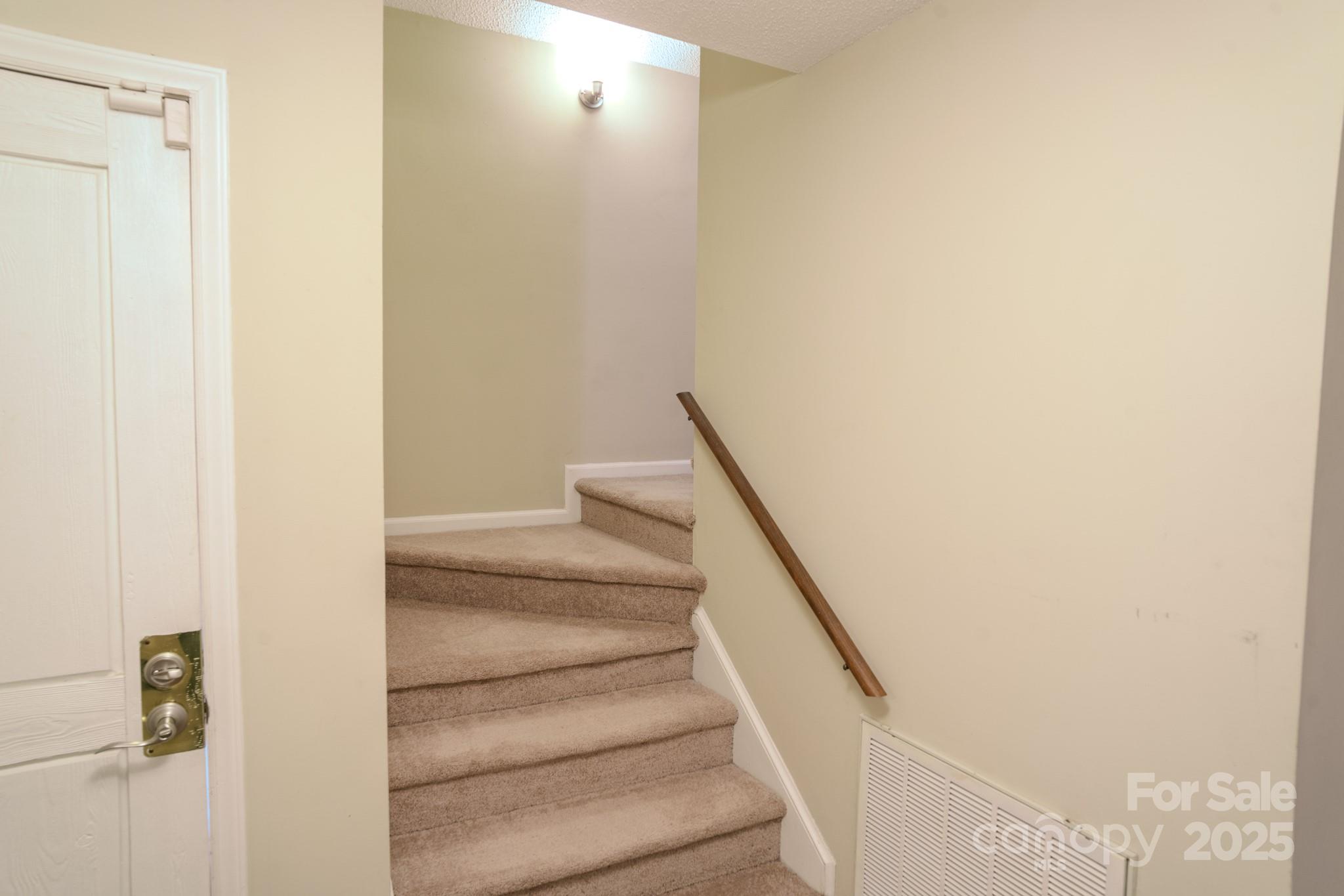 2131 Wildlife Road Charlotte, NC 28214 - Photo 21 of 32 Gallery Image 21