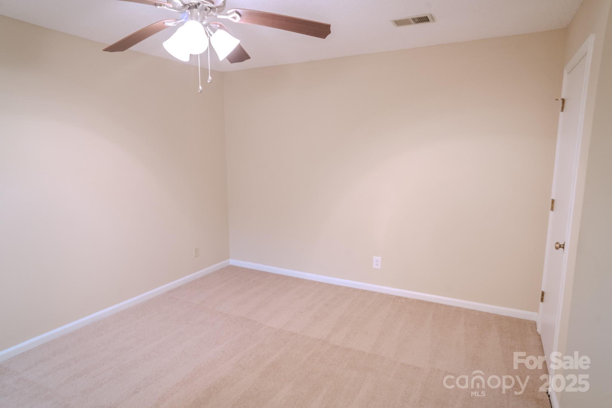 2131 Wildlife Road Charlotte, NC 28214 - Photo 23 of 32 Gallery Image 23