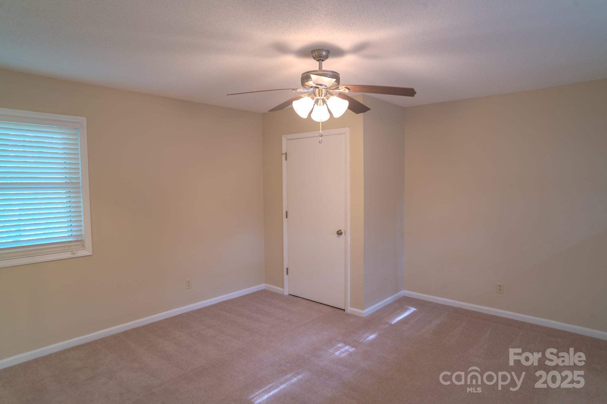 2131 Wildlife Road Charlotte, NC 28214 - Photo 27 of 32 Gallery Image 27