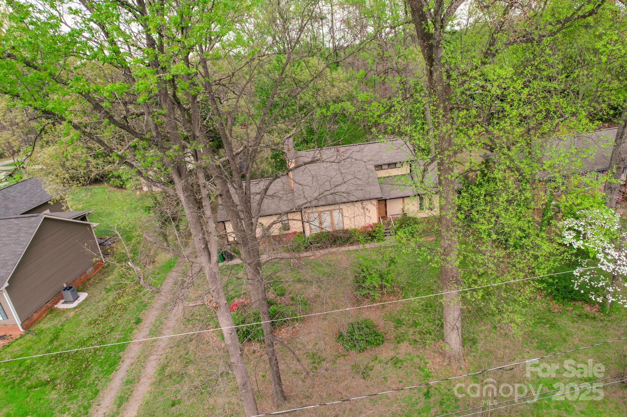 2131 Wildlife Road Charlotte, NC 28214 - Photo 7 of 32 Gallery Image 7