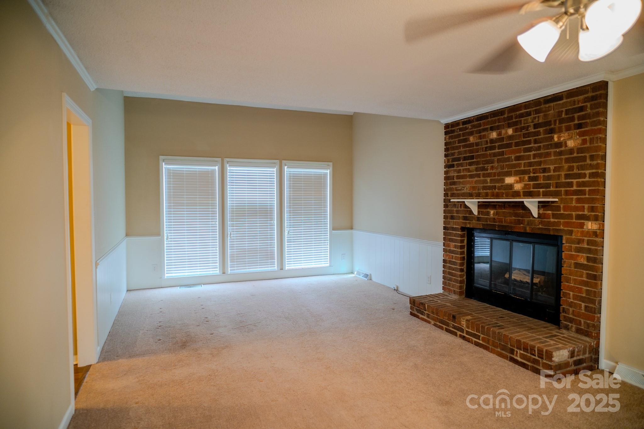 2131 Wildlife Road Charlotte, NC 28214 - Photo 10 of 32 Gallery Image 10