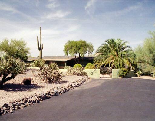 8733 North Long Rifle Road Carefree, AZ 85377 - Photo 1 of 1 Primary Photo