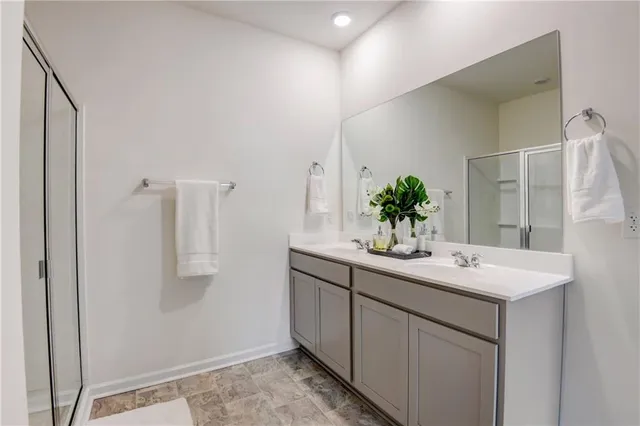 $2,348 | 257 Bur Oak Bend, Unit CABRAL, Newnan, GA 30265