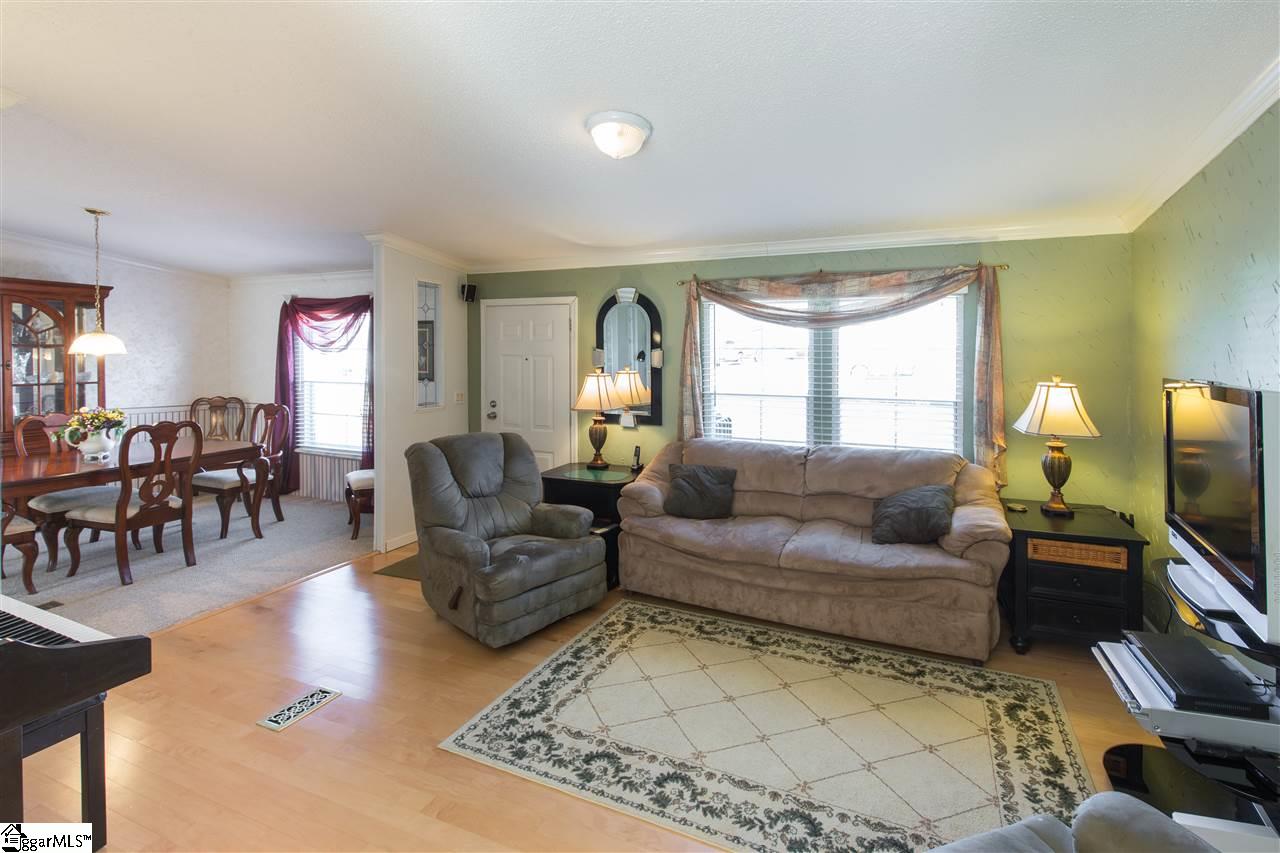 5 Barnhart Lane Fountain Inn, SC 29644 - Photo 3 of 25 Gallery Image 3