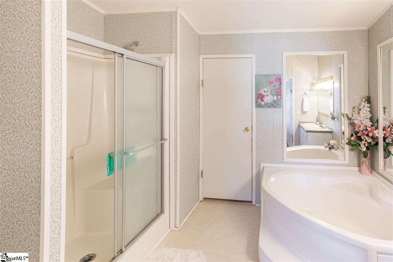 5 Barnhart Lane Fountain Inn, SC 29644 - Photo 7 of 25 Gallery Image 7