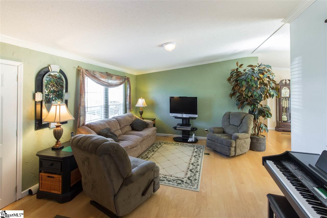 5 Barnhart Lane Fountain Inn, SC 29644 - Photo 9 of 25 Gallery Image 9