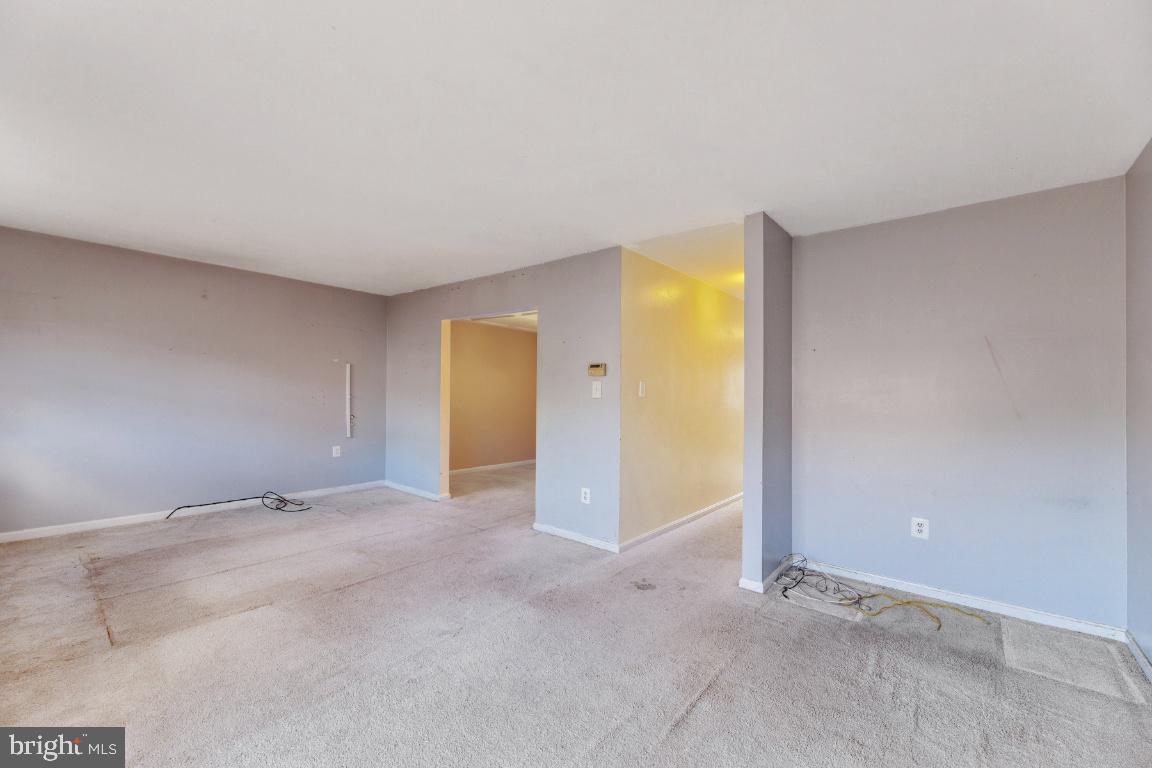 8488 Stonewall Road Manassas, VA 20110 - Photo 43 of 43 Open floor plan
