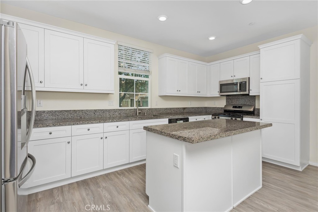 7947 Cold Creek Street Riverside, CA 92507 - Photo 10 of 34