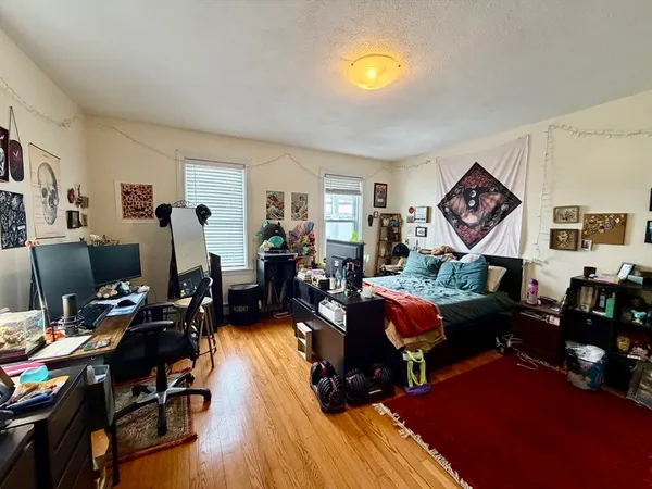 $3,000 | 274 Newtonville Avenue, Unit 274, Newton, MA 02460