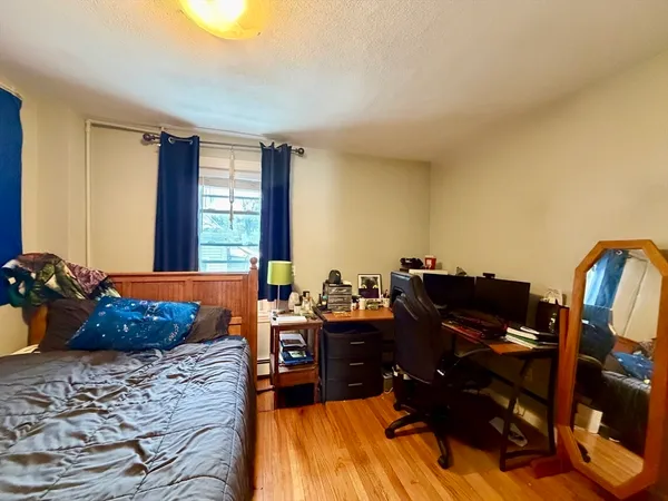 $3,000 | 274 Newtonville Avenue, Unit 274, Newton, MA 02460