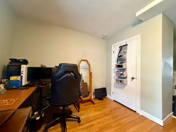 $3,200 | 274 Newtonville Avenue, Unit 274, Newton, MA 02460