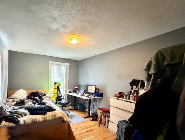 $3,200 | 274 Newtonville Avenue, Unit 274, Newton, MA 02460