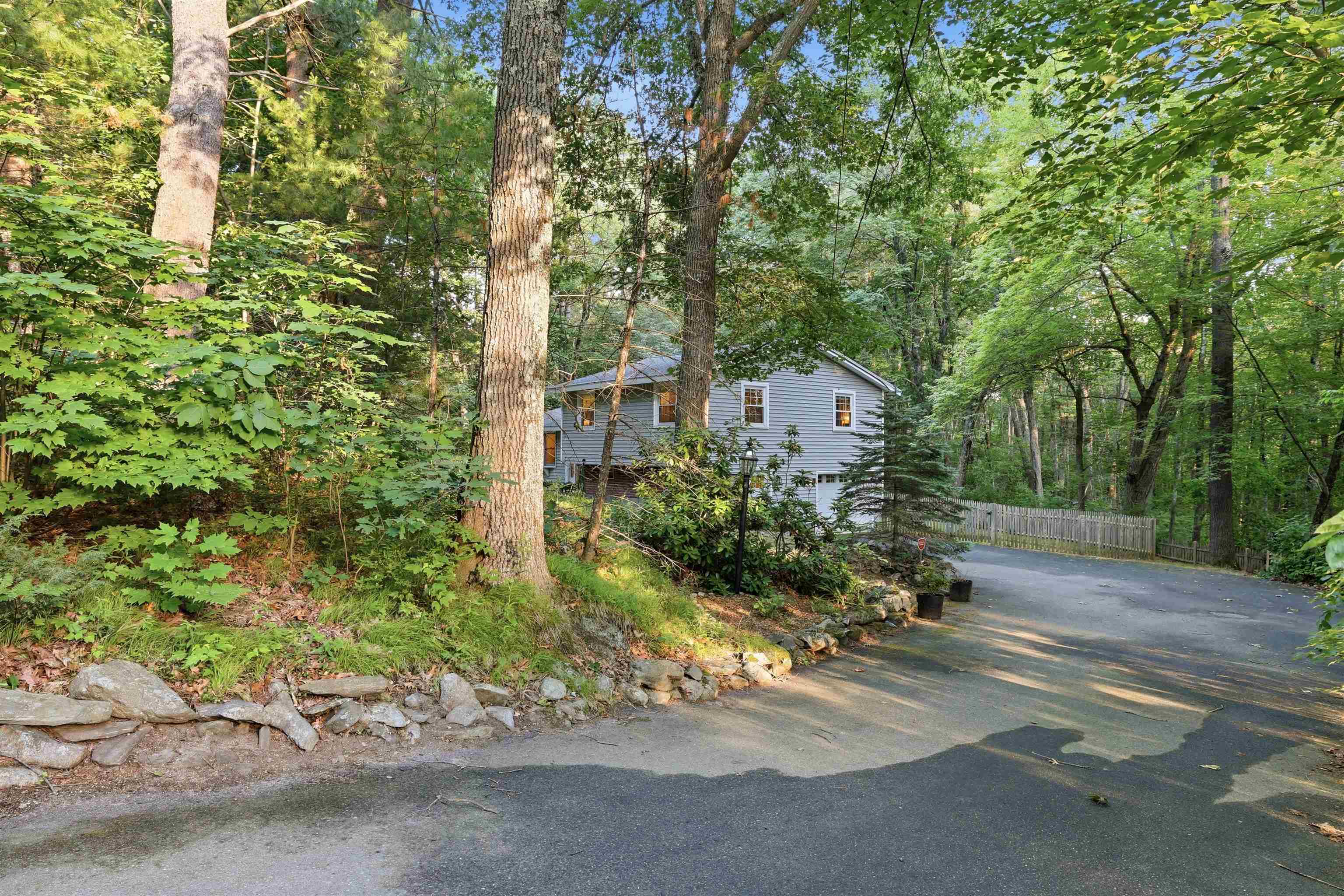 65 Londonderry Road Windham, NH 03087 - Photo 21 of 34