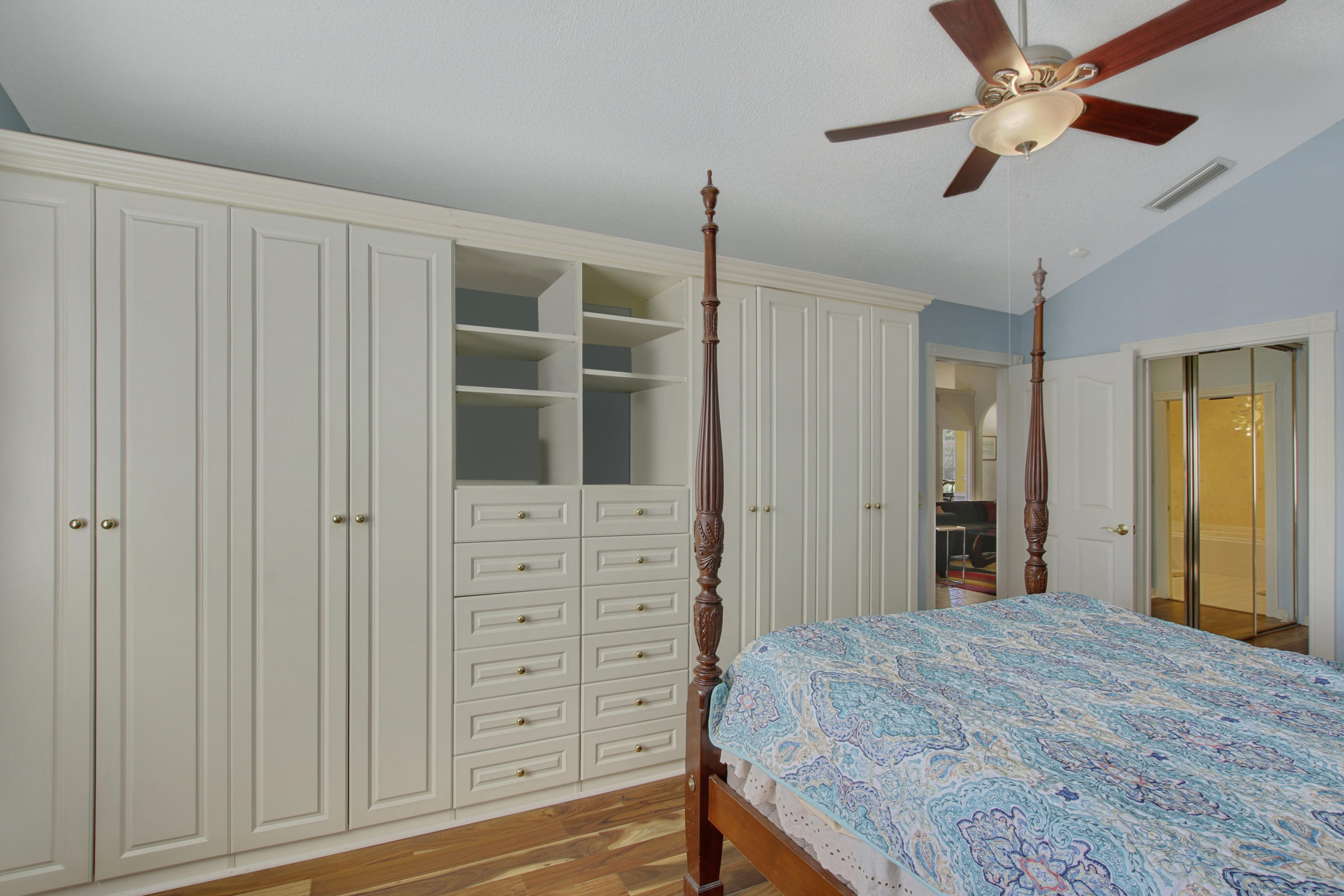 2870 Wilderness Road West Palm Beach, FL 33409 - Photo 18 of 51 House2-6