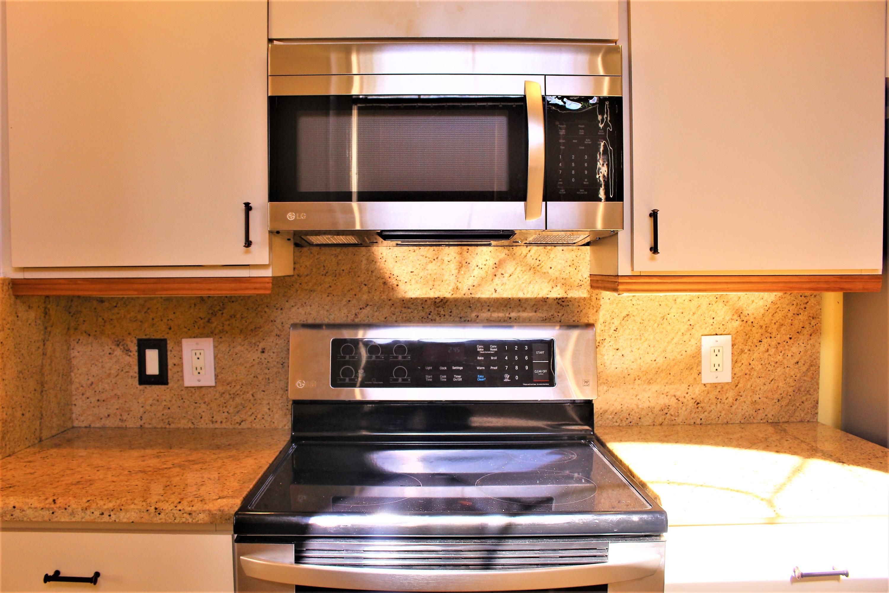 2870 Wilderness Road West Palm Beach, FL 33409 - Photo 20 of 51 Kitchen LG