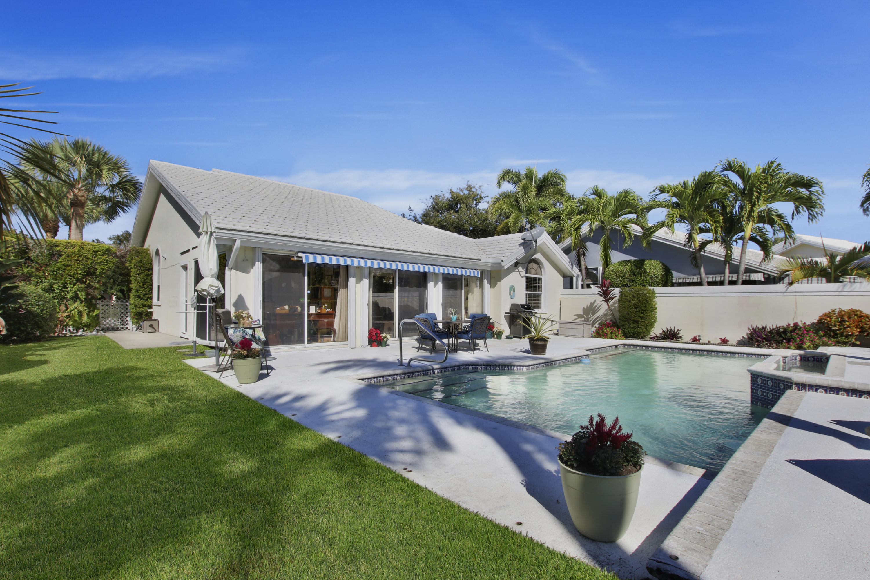 2870 Wilderness Road West Palm Beach, FL 33409 - Photo 37 of 51 House2-23