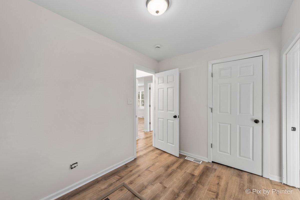 1019 Maple Street Lake In The Hills, IL 60156 - Photo 13 of 31