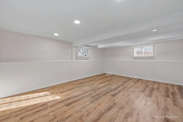 $2,900 | 1019 Maple Street, Lake In The Hills, IL 60156