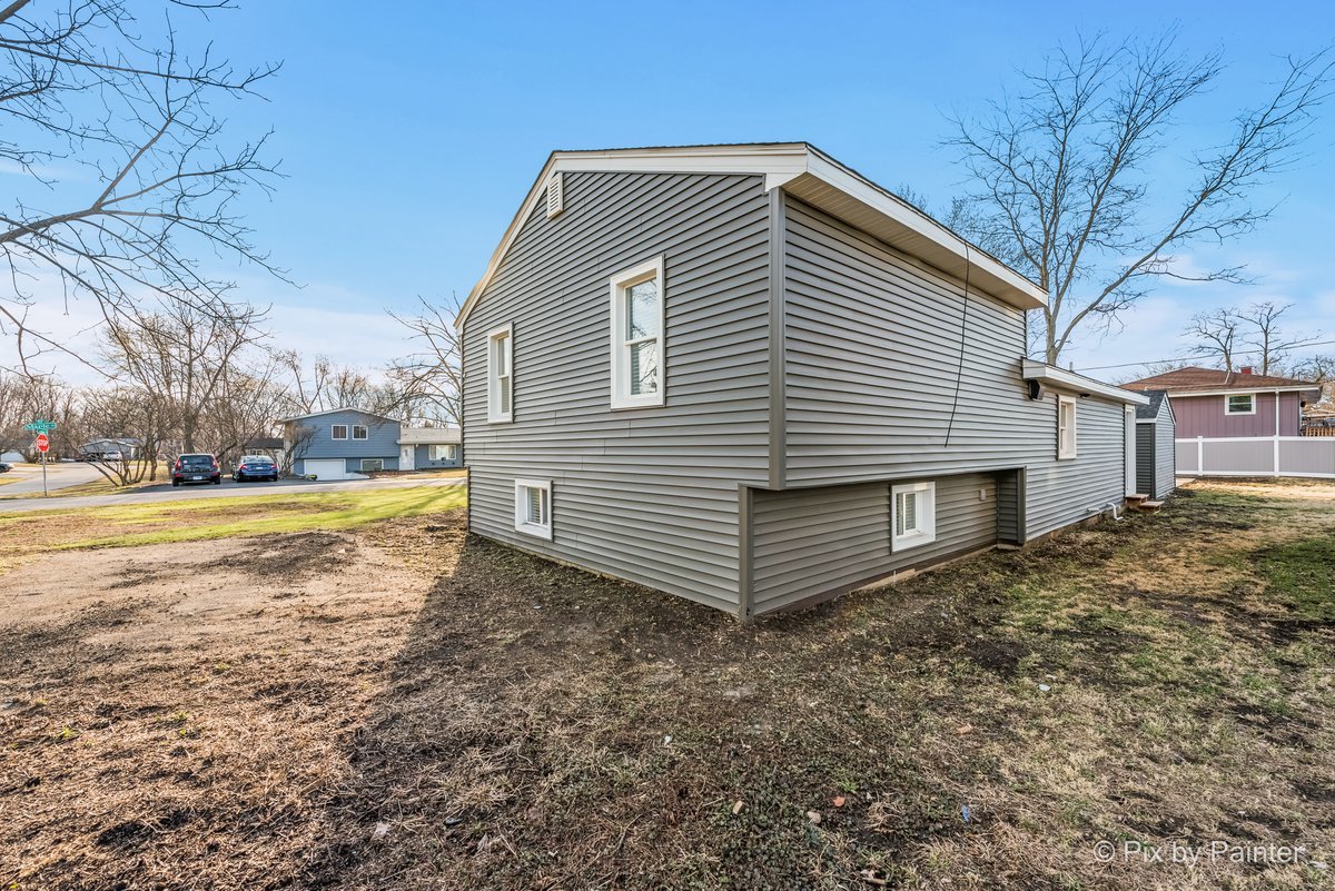 1019 Maple Street Lake In The Hills, IL 60156 - Photo 29 of 31