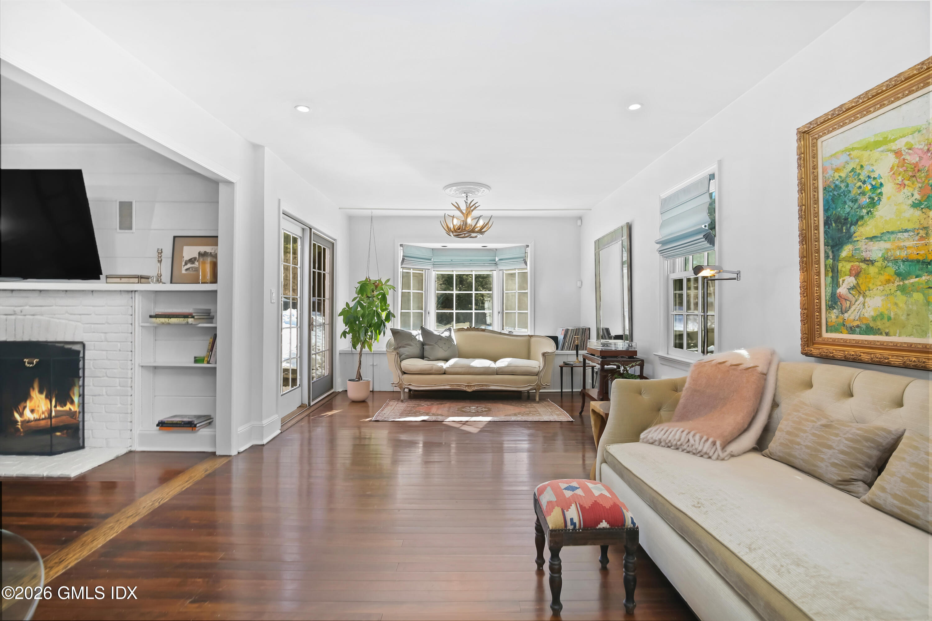 189 Riversville Road Greenwich, CT 06831 - Photo 9 of 24 Living Room