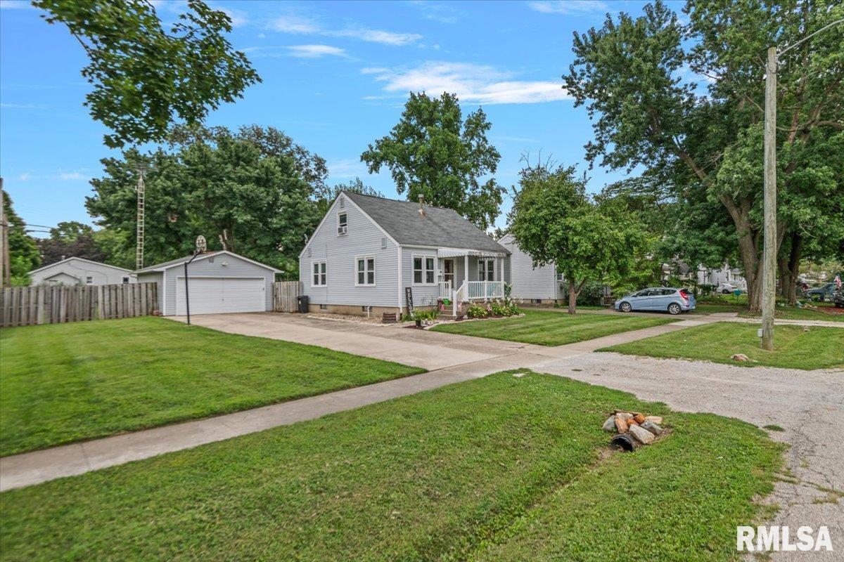 3312 South Spring Street Springfield, IL 62703 - Photo 4 of 33 Gallery Image 4