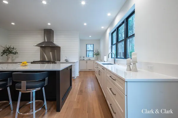 $1,250,000 | 10660 Kissing Ridge Drive Southeast, Lowell, MI 49331