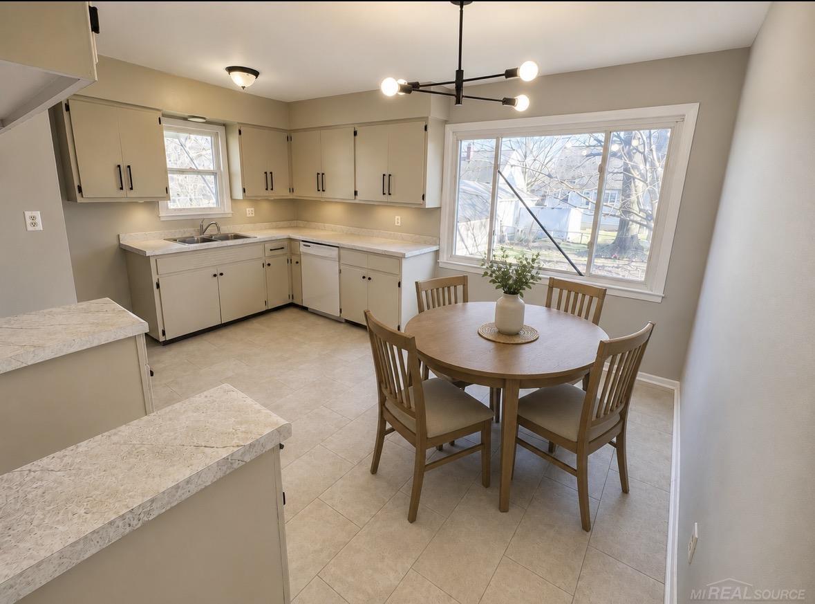 3001 Brandon Street Flint, MI 48503 - Photo 4 of 33