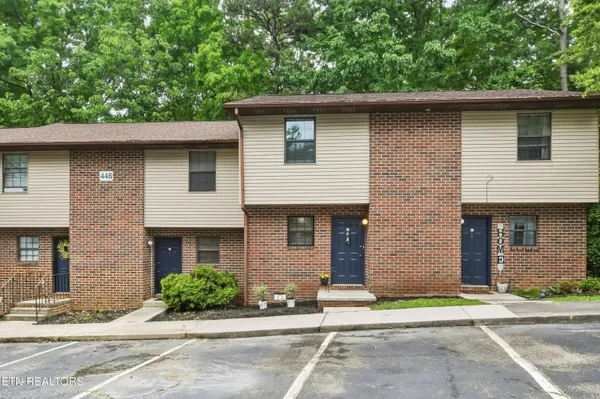 $169,900 | 440 Tammy Drive, Unit 4, Powell, TN 37849
