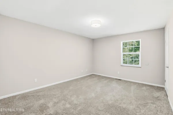 $169,900 | 440 Tammy Drive, Unit 4, Powell, TN 37849
