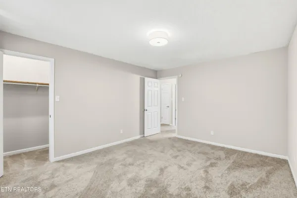 $169,900 | 440 Tammy Drive, Unit 4, Powell, TN 37849
