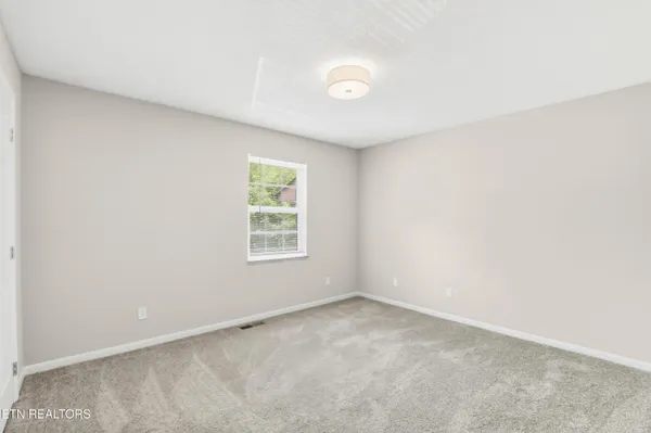 $169,900 | 440 Tammy Drive, Unit 4, Powell, TN 37849