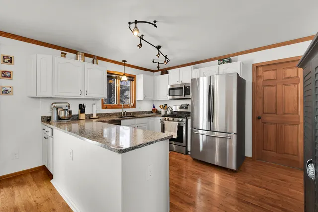 $465,000 | 8529 Golden Lake Court, Franklin, WI 53132