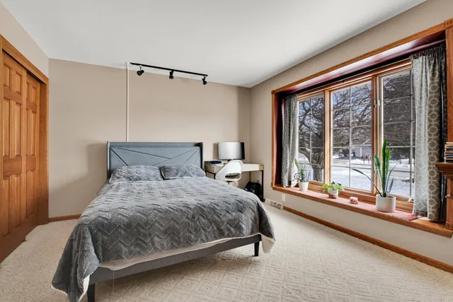 $465,000 | 8529 Golden Lake Court, Franklin, WI 53132