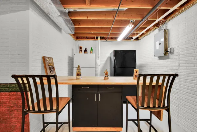 $465,000 | 8529 Golden Lake Court, Franklin, WI 53132