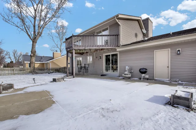 $465,000 | 8529 Golden Lake Court, Franklin, WI 53132