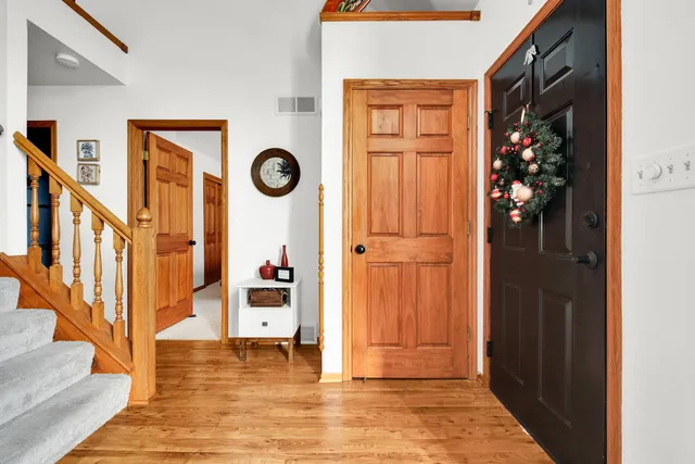 $465,000 | 8529 Golden Lake Court, Franklin, WI 53132