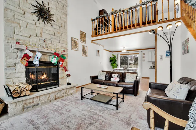 $465,000 | 8529 Golden Lake Court, Franklin, WI 53132