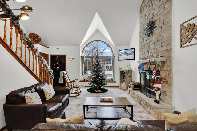 $465,000 | 8529 Golden Lake Court, Franklin, WI 53132