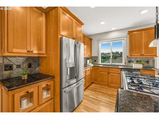 $899,950 | 14697 Southeast Poppy Hills Drive, Happy Valley, OR 97086