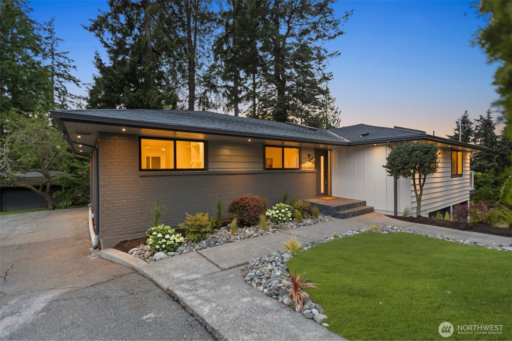 16858 76th Avenue West Edmonds, WA 98026 - Photo 9 of 40