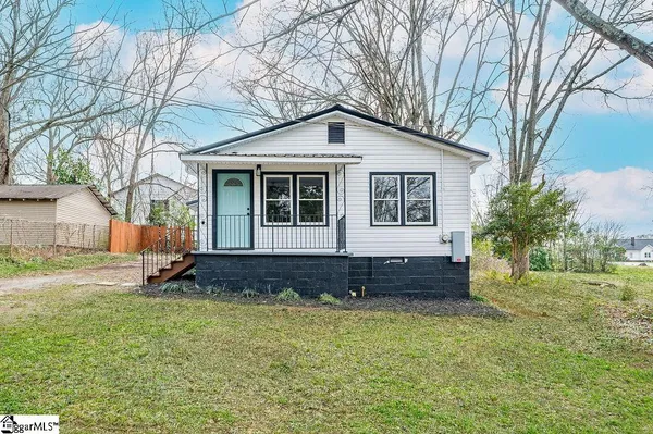 $239,000 | 410 East South 3rd Street, Seneca, SC 29678