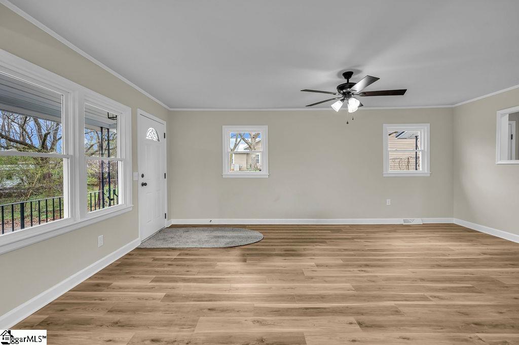 410 East South 3rd Street Seneca, SC 29678 - Photo 2 of 29