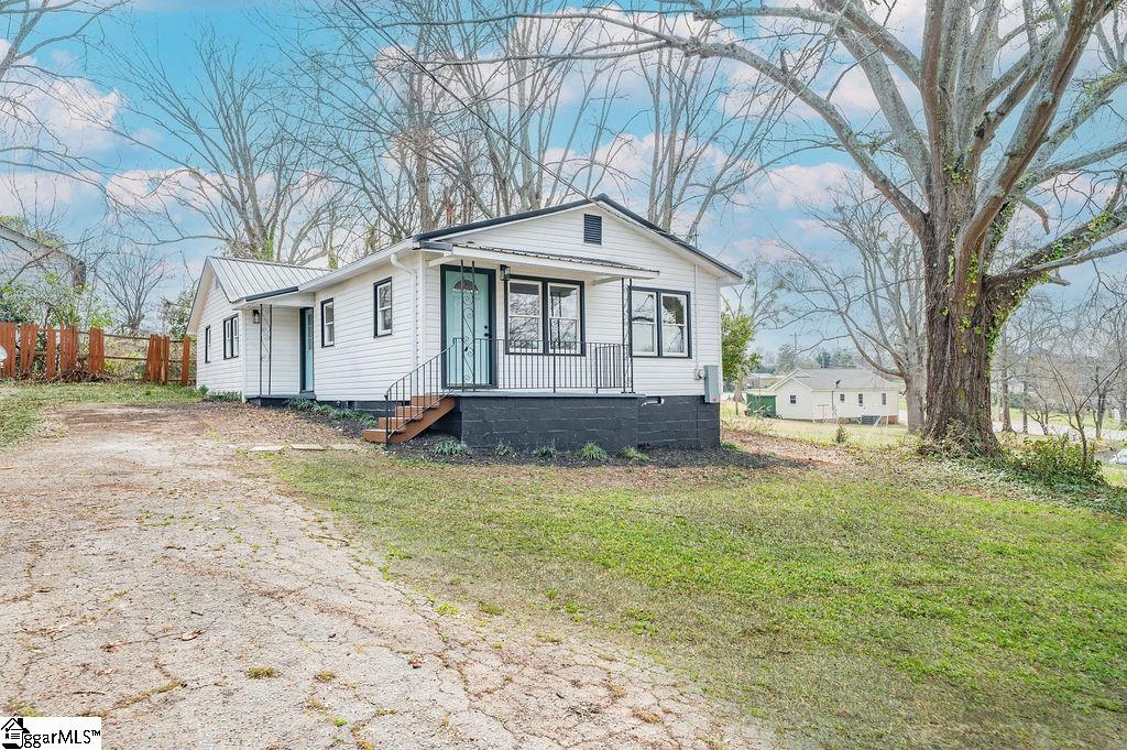 410 East South 3rd Street Seneca, SC 29678 - Photo 27 of 29