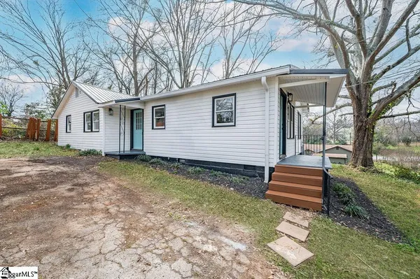 $199,000 | 410 East South 3rd Street, Seneca, SC 29678