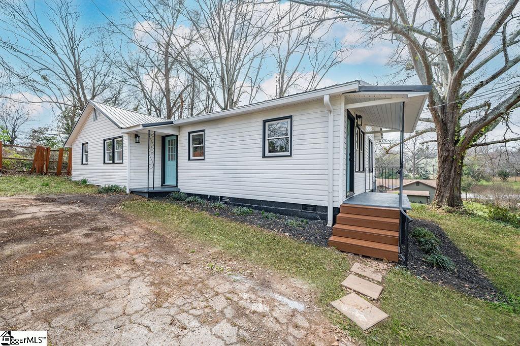 410 East South 3rd Street Seneca, SC 29678 - Photo 28 of 29