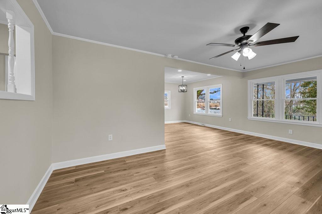 410 East South 3rd Street Seneca, SC 29678 - Photo 4 of 29