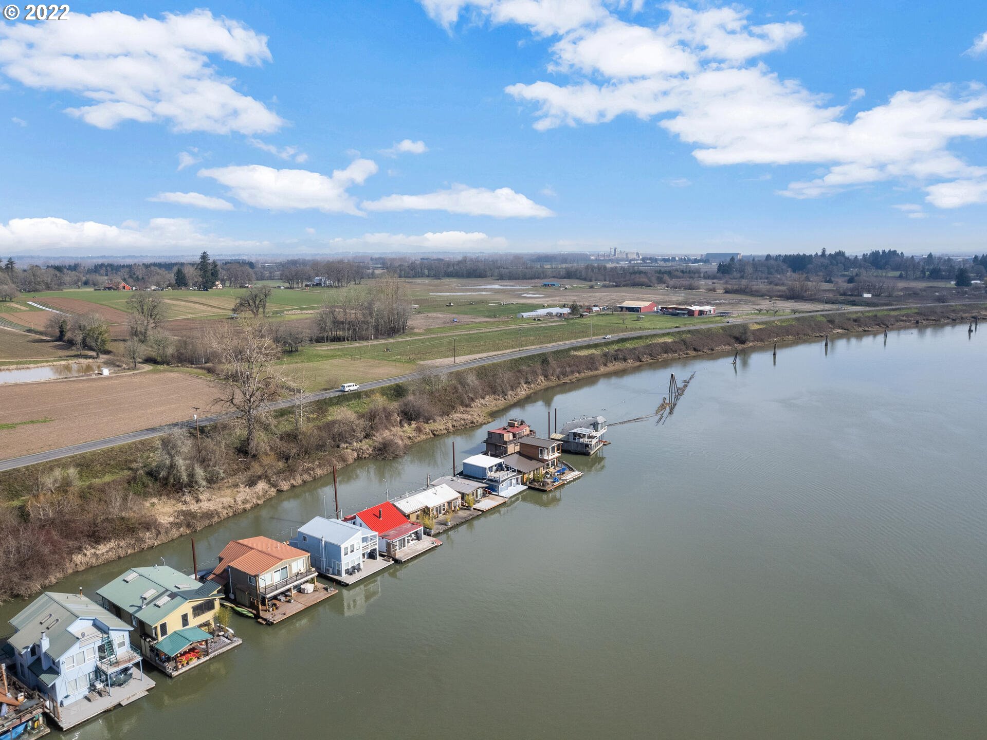 17617 Northwest Sauvie Island Road, Unit 39 Portland, OR 97231 - Photo 29 of 32 an aerial view of a city