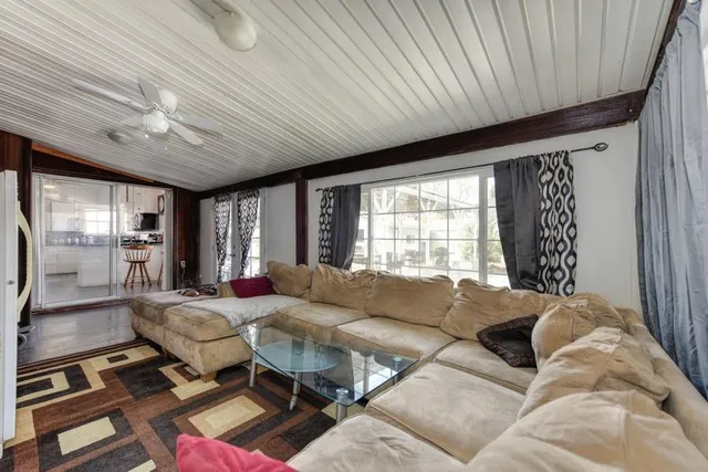 $1,370,000 | 1655 Los Robles Boulevard, Sacramento, CA 95838