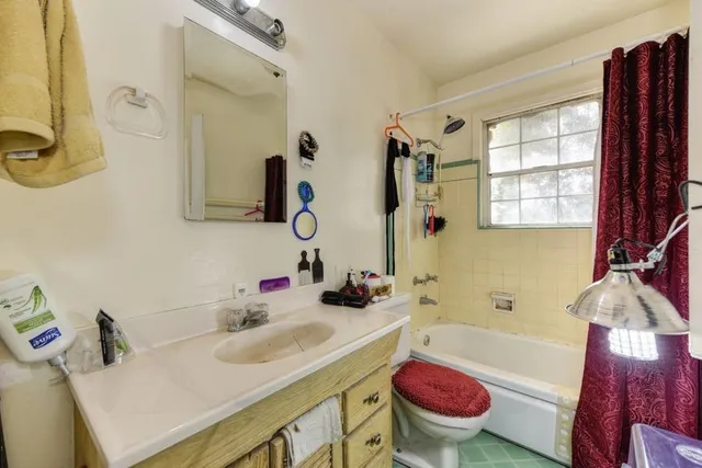 $1,370,000 | 1655 Los Robles Boulevard, Sacramento, CA 95838